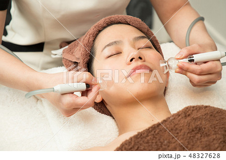 フェイシャルエステ 48327628