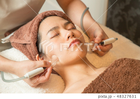 フェイシャルエステ 48327631