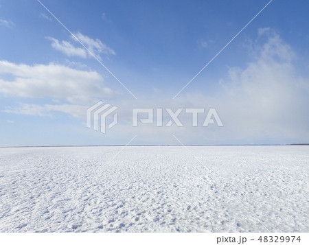 冬の野付半島 48329974