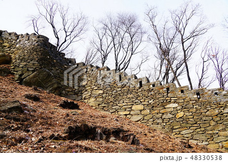 ソウル 漢陽都城 南山東側の城壁 ソウル 漢陽都城 南山東側の城壁 48330538