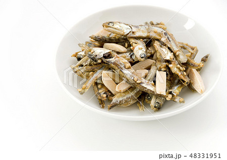 小魚とアーモンドのお菓子 48331951