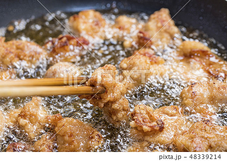 【鶏の唐揚】 【鶏の唐揚】 48339214