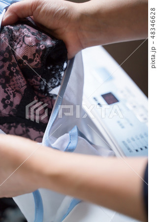 下着　洗濯 48346628