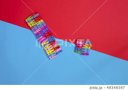 Color decorative clothespins  48348397