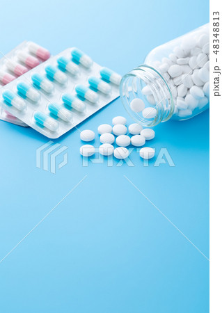 薬 薬 48348813