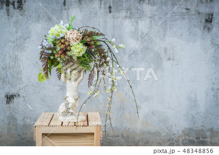 bouquet flower in vase bouquet flower in vase 48348856