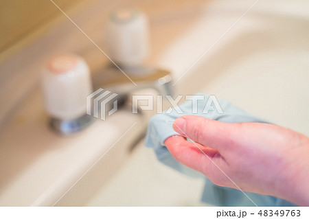 下着　洗濯 48349763