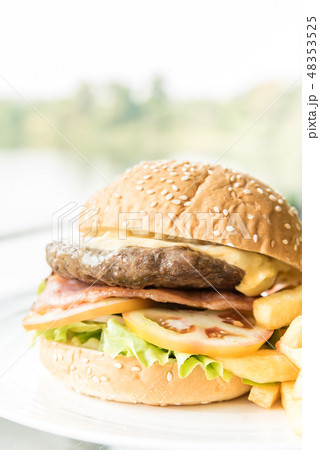 Beef hamburger Beef hamburger 48353525