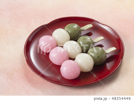 三色団子 48354449