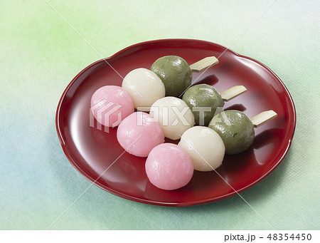 三色団子 48354450
