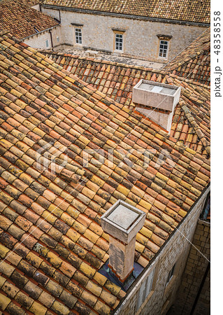 Rooftop of an old house in Dubrovnik 48358558