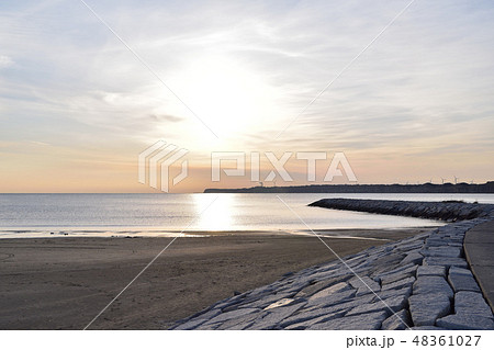 銚子・屏風ヶ浦の夕日 48361027