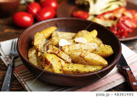 baked potato on a plate 48361493