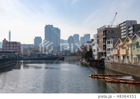 横浜の運河 横浜の運河 48364351