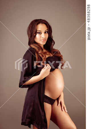 Young pregnant woman in black lingerie - Stock Photo [48368298] - PIXTA