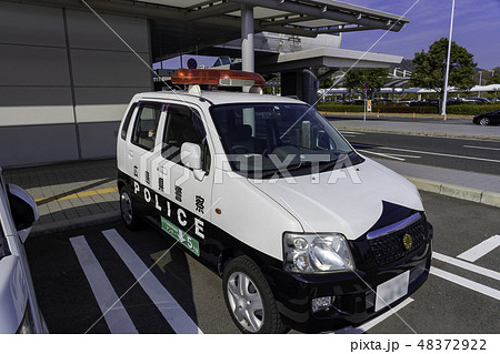 パトカー　パトロールカー　警察　広島県警　広島空港 48372922