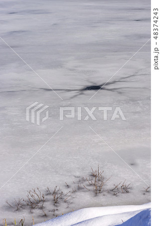 氷結の湖畔M19 48374243