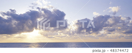 雲 屋外 室外 48374472