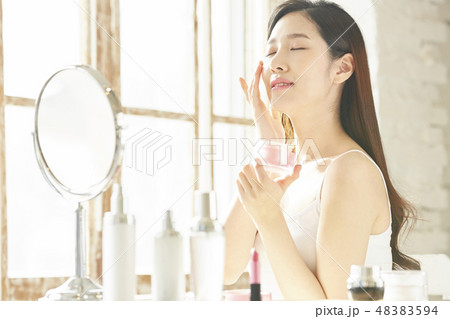 女性 ビューティー 女性 ビューティー 48383594