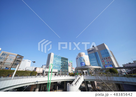 日本の川崎都市景観　武蔵溝ノ口駅（溝の口駅）前などの街並みを望む 48385642