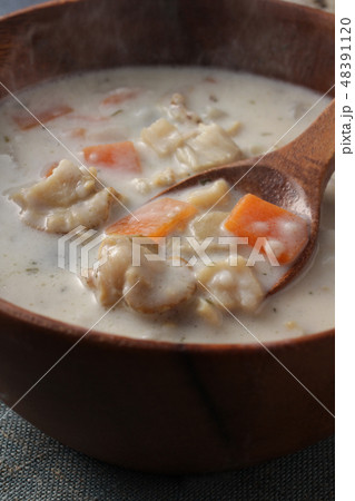 ベビーホタテのチャウダー 48391120