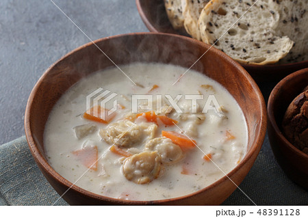 ベビーホタテのチャウダー 48391128