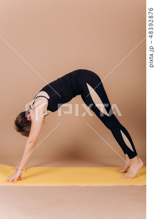 girl sport fitness yoga pilates carimat exercises 48392876