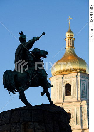 Sight of Kiev - Sofia Square, Ukraine 48393688