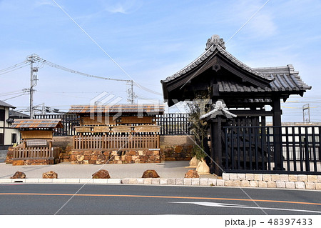新居関所高札場と大御門 新居関所高札場と大御門 48397433