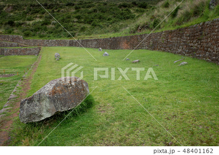 ペルー ティポン遺跡の上部 ペルー ティポン遺跡の上部 48401162