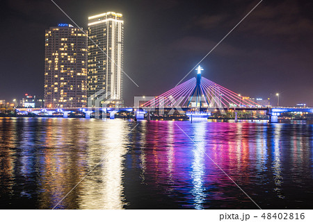 ベトナム ダナン ハン川橋 ベトナム ダナン ハン川橋 48402816