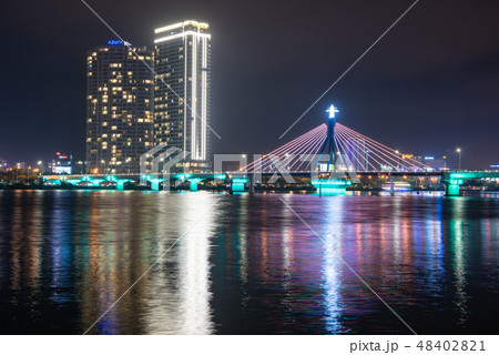 ベトナム ダナン ハン川橋 ベトナム ダナン ハン川橋 48402821
