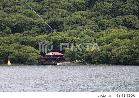 中禅寺湖ボートハウス 夏の想い出の写真素材 48414156 Pixta