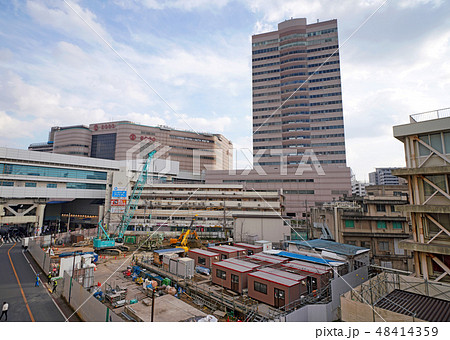 日本の千葉都市景観 千葉駅前の「千葉駅改良・駅ビル建替工事他」などを望む 日本の千葉都市景観 千葉駅前の「千葉駅改良・駅ビル建替工事他」などを望む 48414359