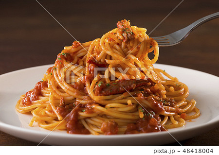 スパゲッティ　蟹と蟹みそのトマトソース 48418004