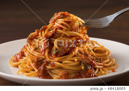 スパゲッティ 蟹と蟹みそのトマトソース スパゲッティ 蟹と蟹みそのトマトソース 48418005