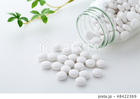 薬 薬 48422369