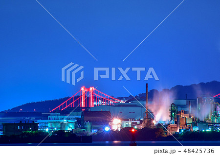 山口県彦島から見る北九州のプラント夜景【福岡県】 48425736