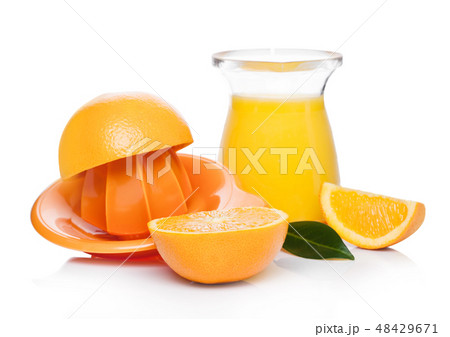 Fresh raw peeled oranges with juice squeezer jar Fresh raw peeled oranges with juice squeezer jar 48429671