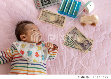 家庭の出費 家庭の出費 48432655