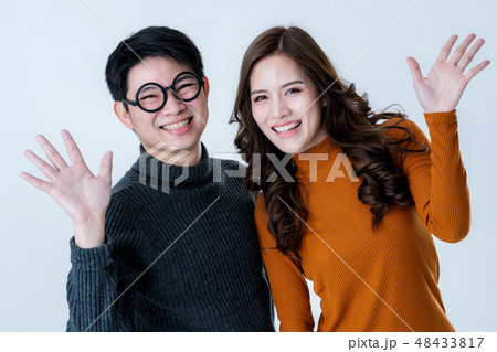 sweet asian couple traveller with happiness smile 48433817