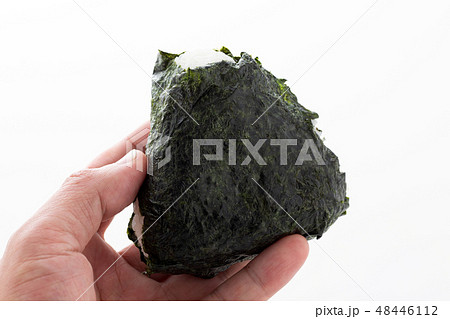 おにぎり おにぎり 48446112