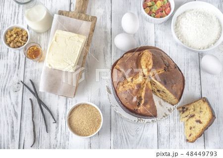 Panettone with ingredients 48449793