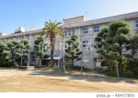 旧福岡市立大名小学校　福岡市中央区大名２丁目 48457893