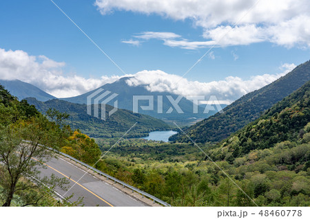 栃木県日光市　奥日光　湯ノ湖　男体山（9月） 48460778