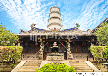 Dingguang (white) Pagoda in Fuzhou of Fujian 48469970