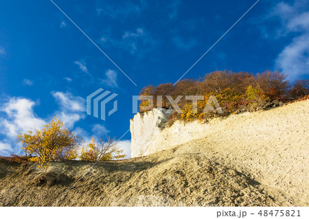 Baltic Sea coast on the island Moen in Denmark Baltic Sea coast on the island Moen in Denmark 48475821