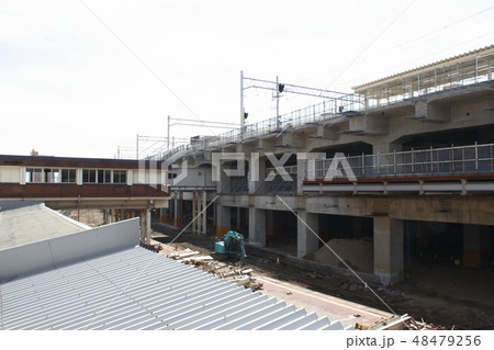 高架化が進む新潟駅（2018年6月） 48479256