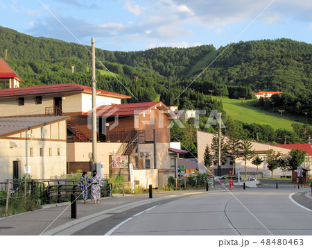 東北・蔵王・蔵王温泉・浴衣姿の女性がいる風景(2) 東北・蔵王・蔵王温泉・浴衣姿の女性がいる風景(2) 48480463