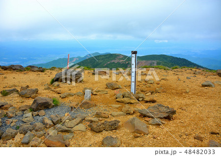 東北・蔵王・蔵王山・熊野岳山頂の風景（４） 48482033